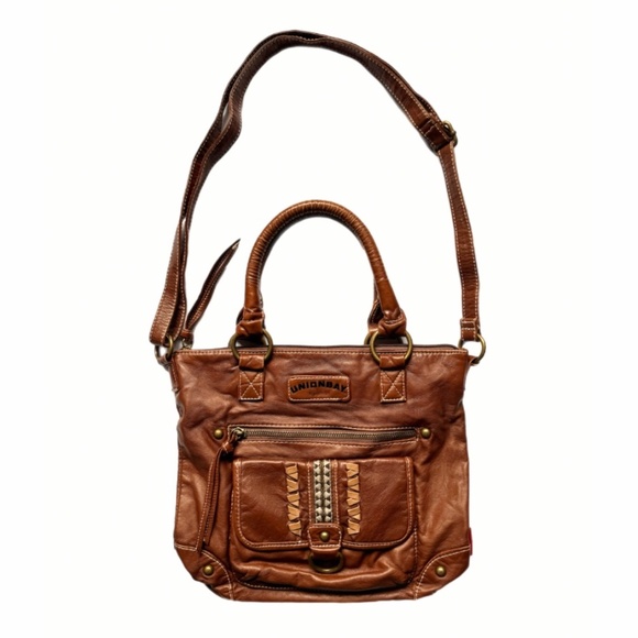 UNIONBAY Handbags - Unionbay Vintage Brown Faux Leather Crossbody